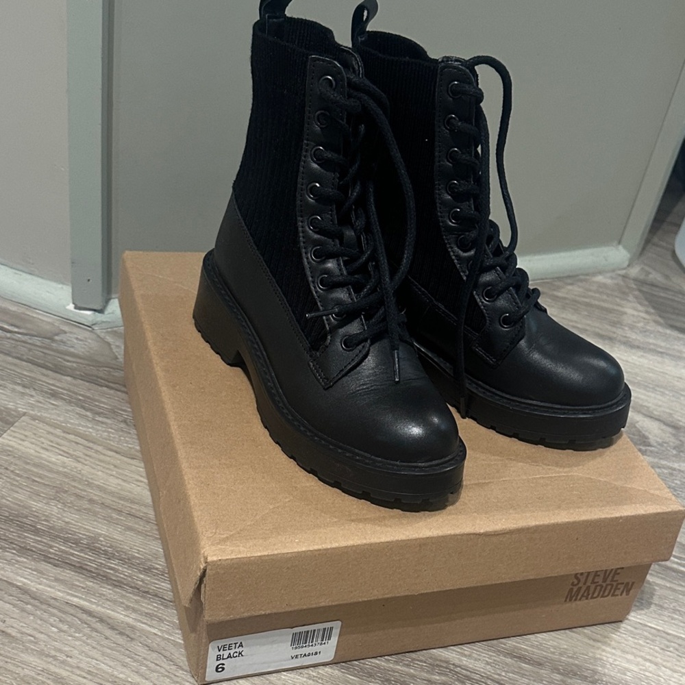 Steve Madden Veeta Black Combat Boots for Women